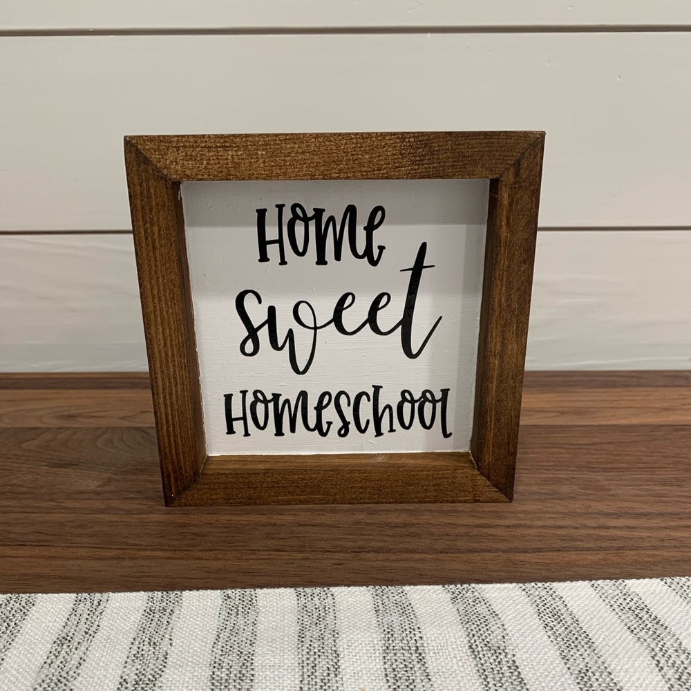 Home Sweet Homeschool rustic sign - Picture 1 of 1